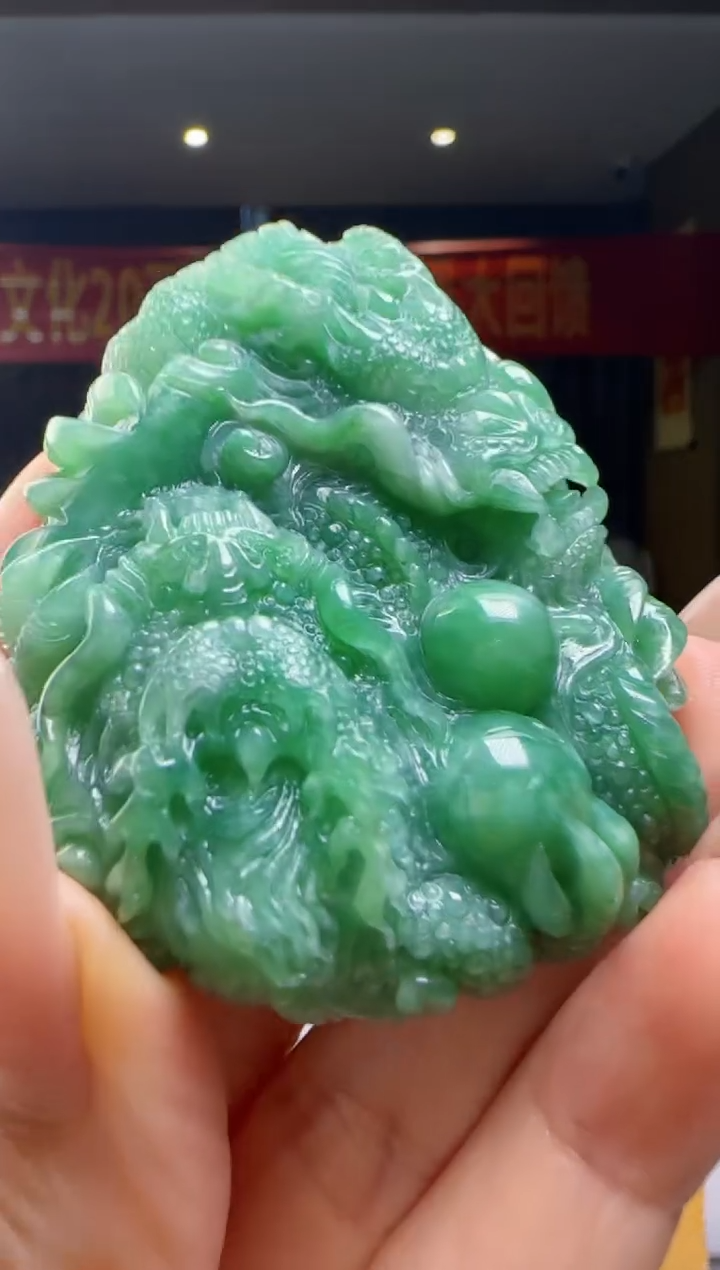 翡翠未镶嵌颈饰YJ@@960Q7J04119