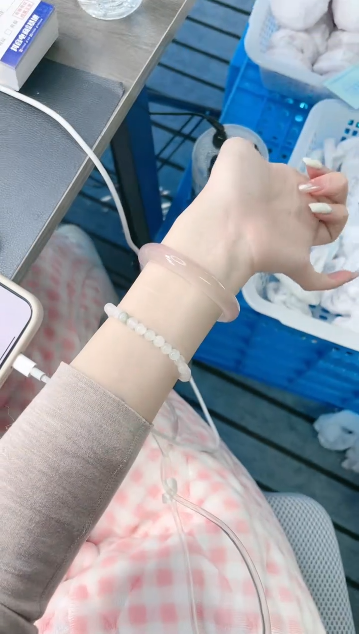 【闪购商品】石英质玉手镯未镶嵌13J37-56