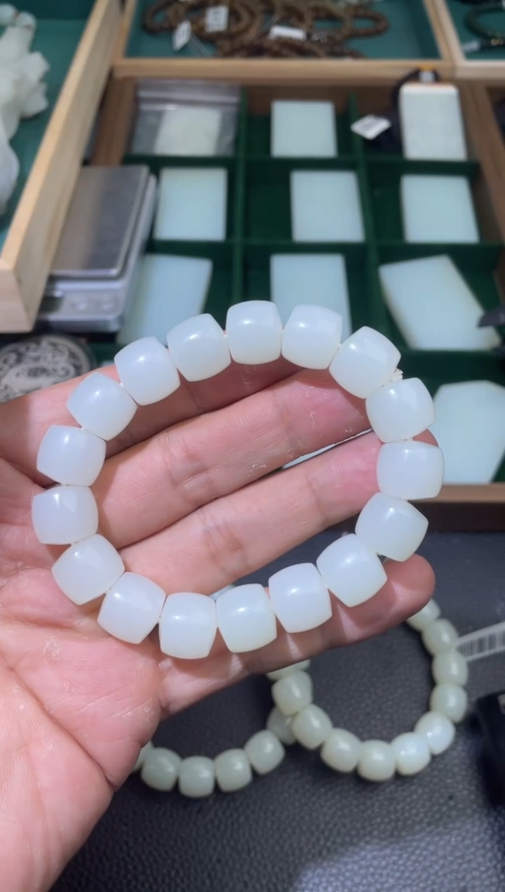 未镶嵌手串和田玉手串卡13