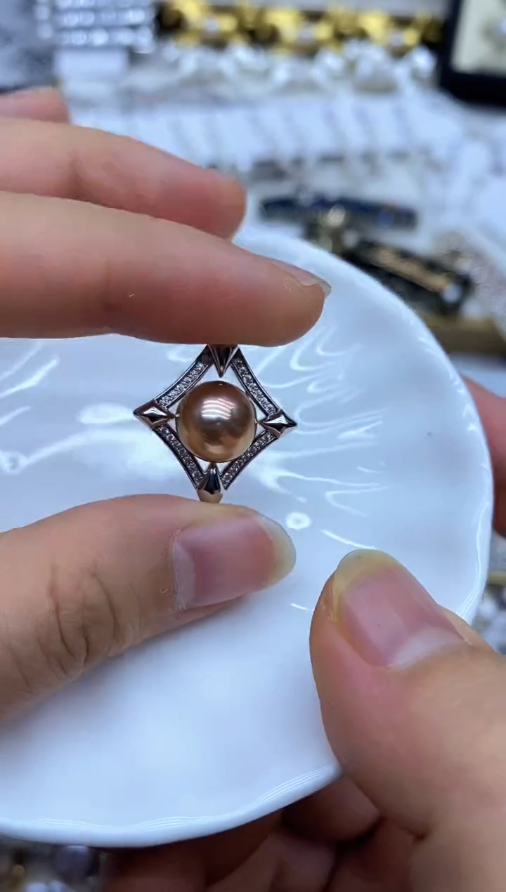 吊坠(不含链)未镶嵌淡水珍珠吊坠多样性发其一