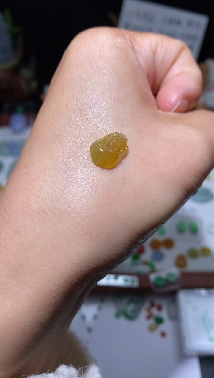 未镶嵌定制翡翠貔貅