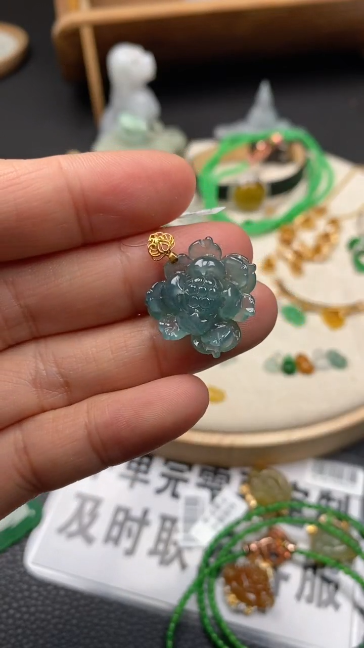 【闪购商品】翡翠颈饰18K金镶嵌翡翠净货26447