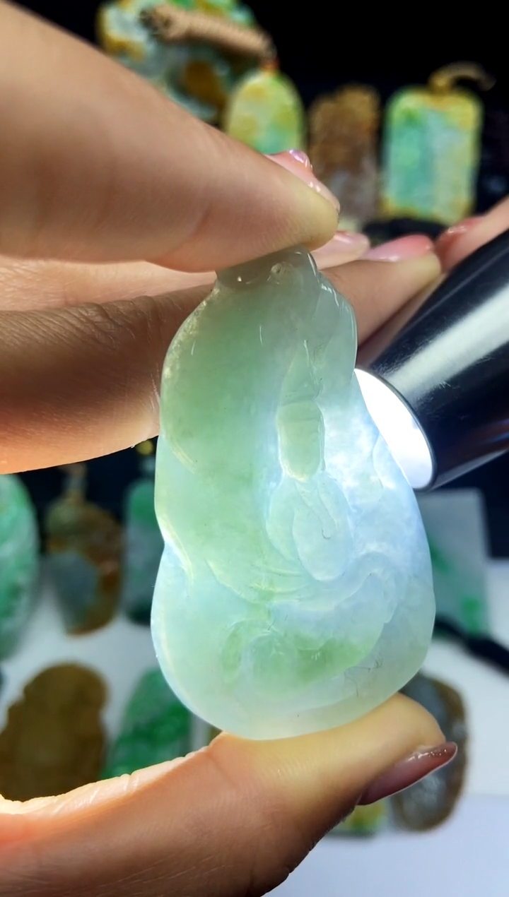 【闪购商品】翡翠颈饰未镶嵌翡翠A货