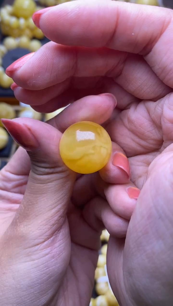 【闪购商品】琥珀裸石未镶嵌大小姐珠宝严选95