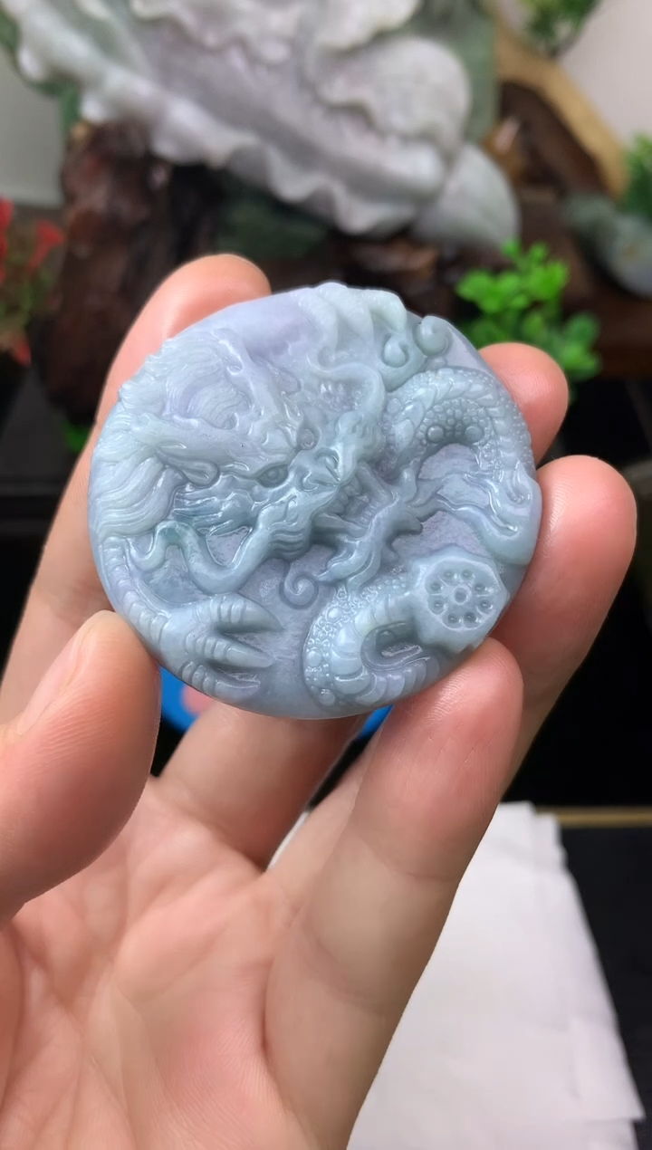 颈饰未镶嵌翡翠用****寻龙牌