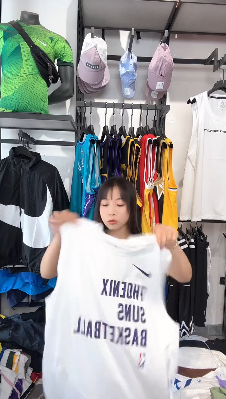 1467     编码 瑕疵修复以直播间讲解为准 尺码M