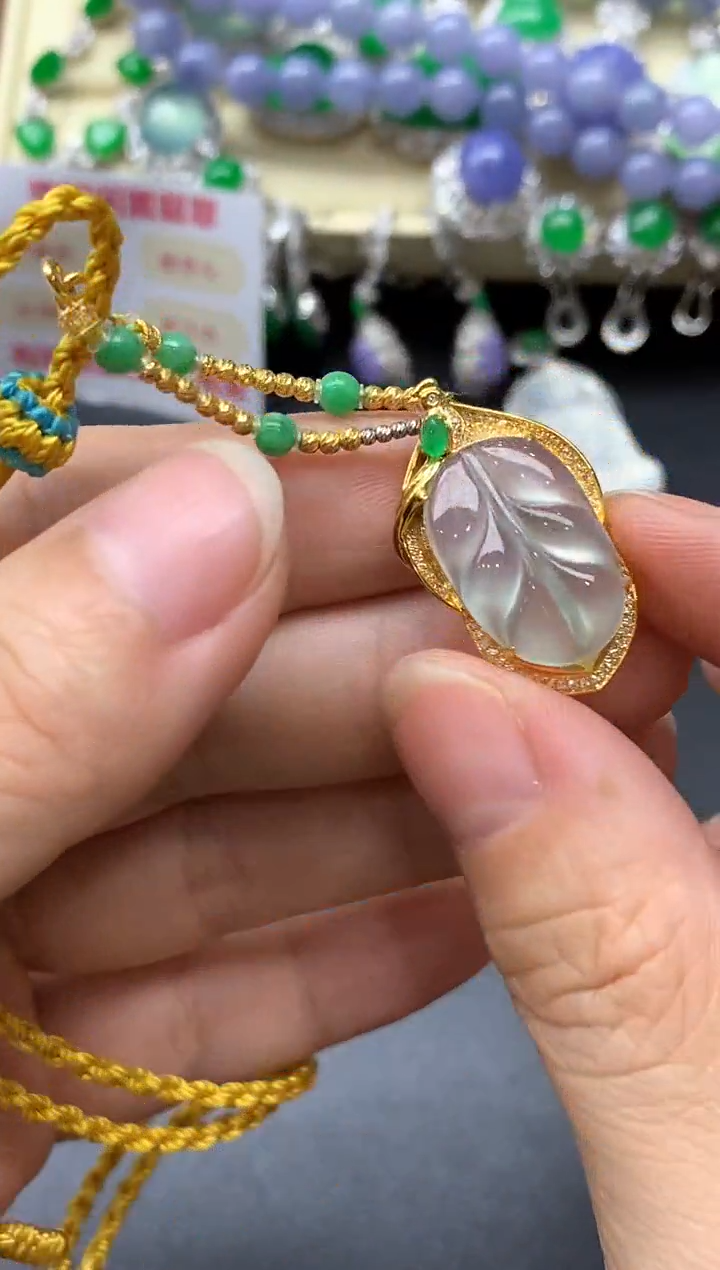 颈饰18K金镶嵌翡翠415-中国好珍宝