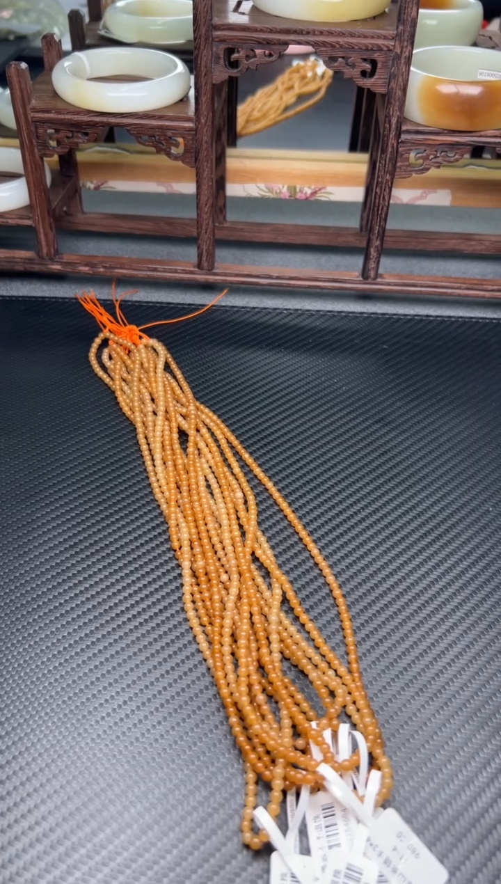 项链未镶嵌和田玉且末金山微色差卡4长链多样性发货拍一发一