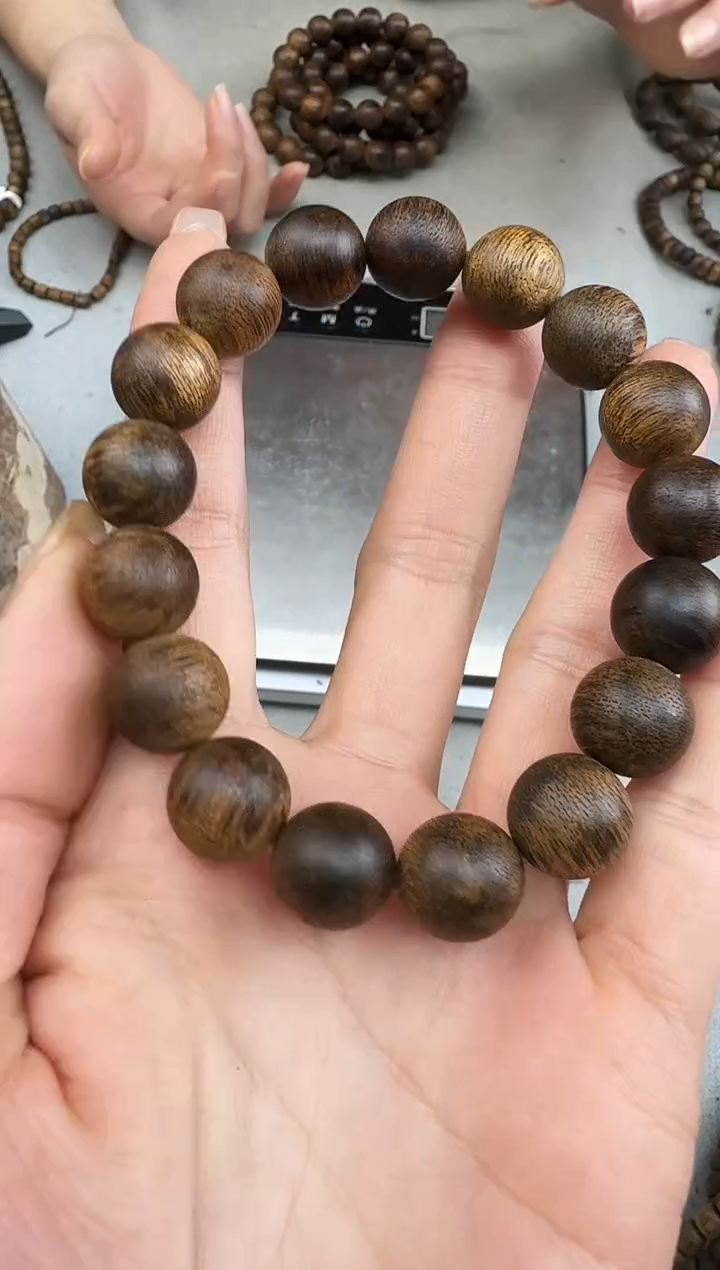 沉香手串1317沉香老料圆珠单圈多样性发一