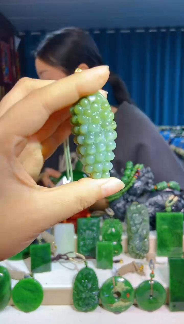 【闪购商品】和田玉挂件未镶嵌1