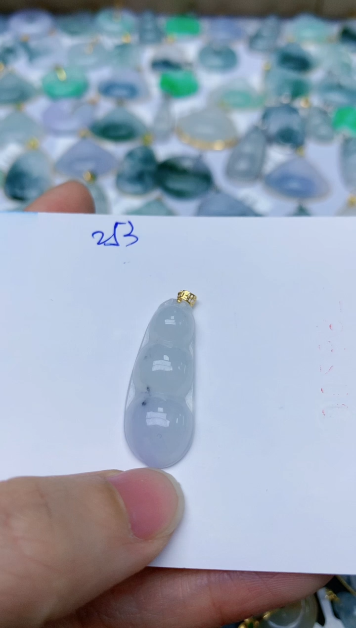 【闪购商品】翡翠颈饰18K金镶嵌天然翡翠A货    253