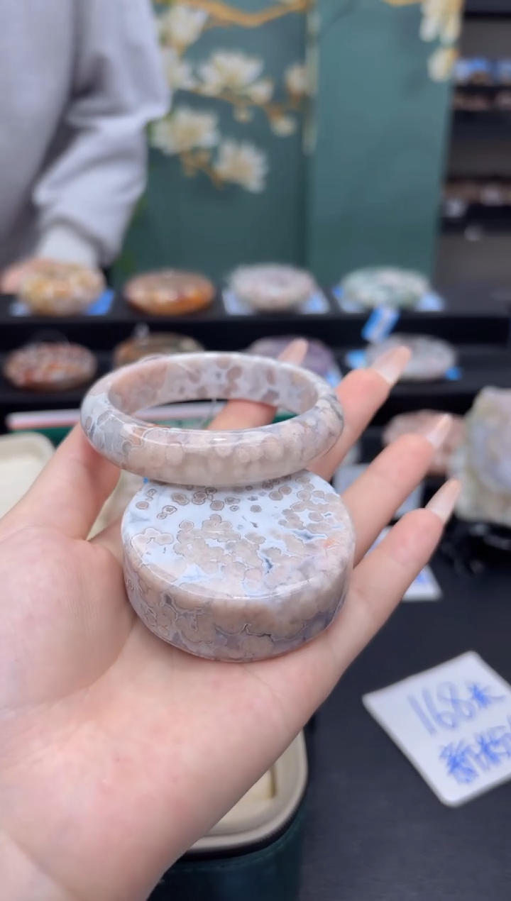 【闪购商品】石英质玉未镶嵌手镯C521(57圈赠送镯心)