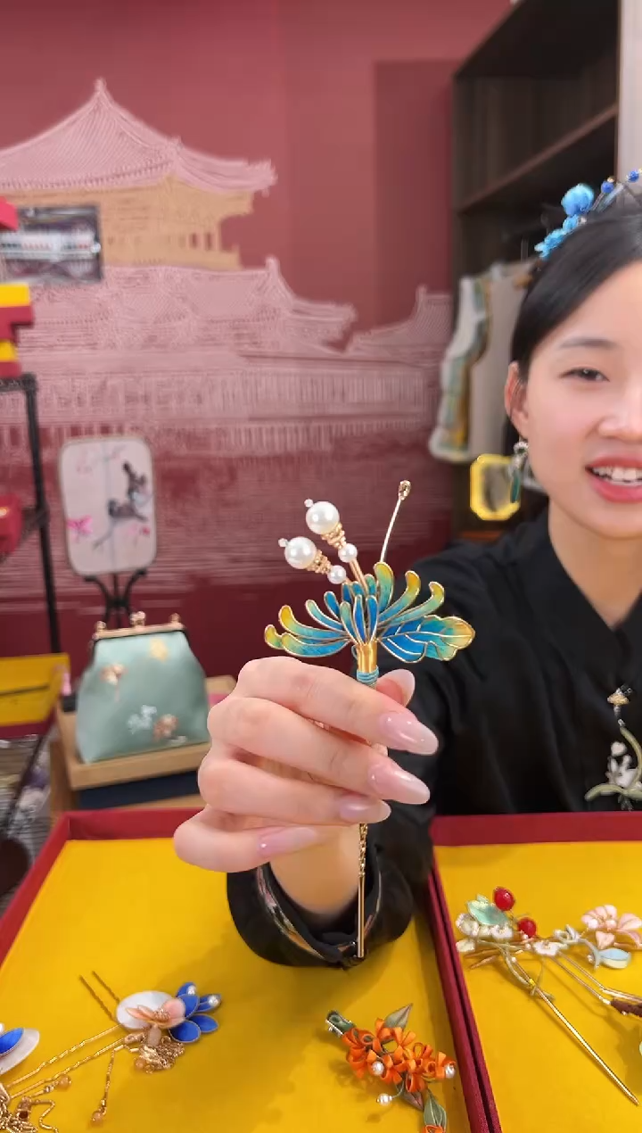 【闪购商品】刺绣非遗绒花（发饰）