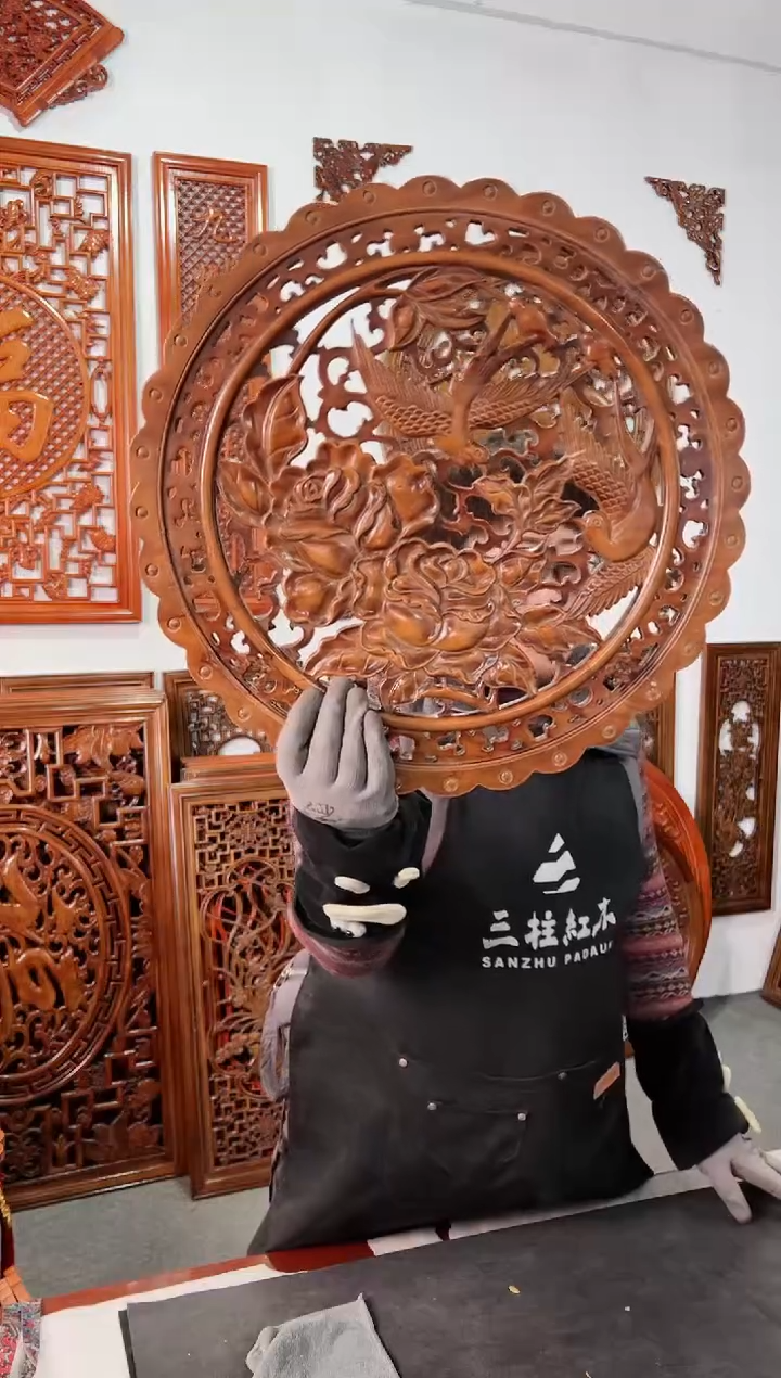 【闪购商品】香樟木木雕48公分  喜上添财