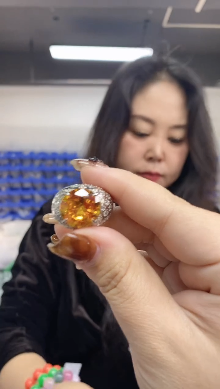 【闪购商品】水晶戒指未镶嵌多样性发其一颜色微差