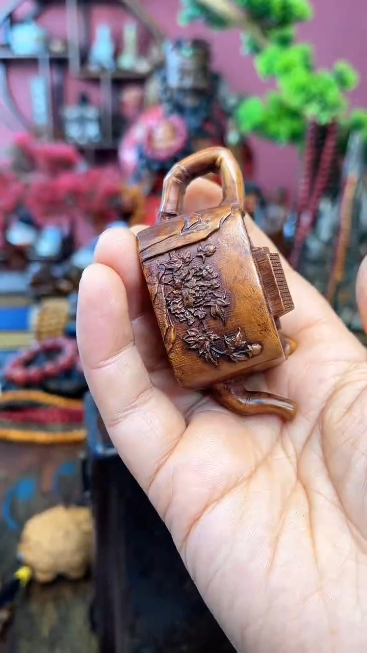 【闪购商品】木黄杨木-77公鸡黄杨木把壶妍妍批发