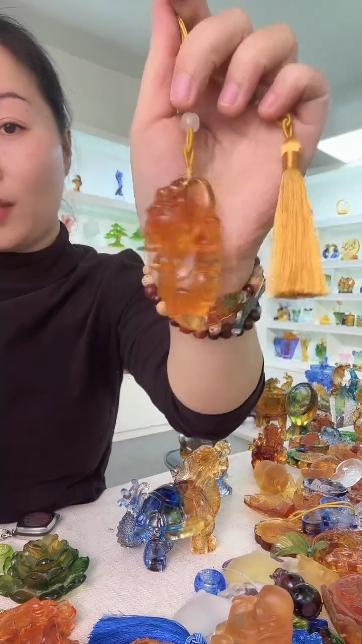 手工艺品琉璃貔貅挂件