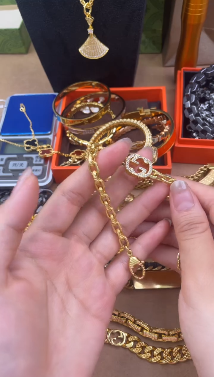 瓷片kkkkkkkkkkkkkkkkkkk