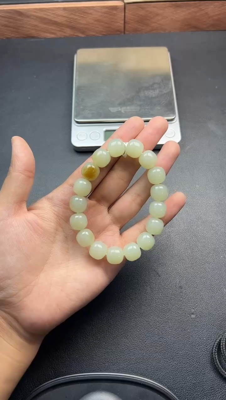未镶嵌手串和田玉且末微色差近矿二号矿卡12手串L
