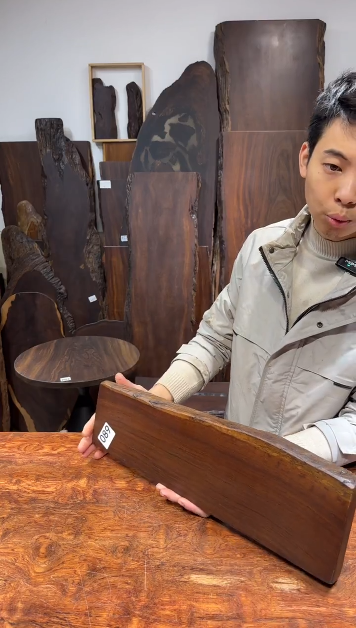 风车木（黑檀木）尺寸46*14*3.3编号089