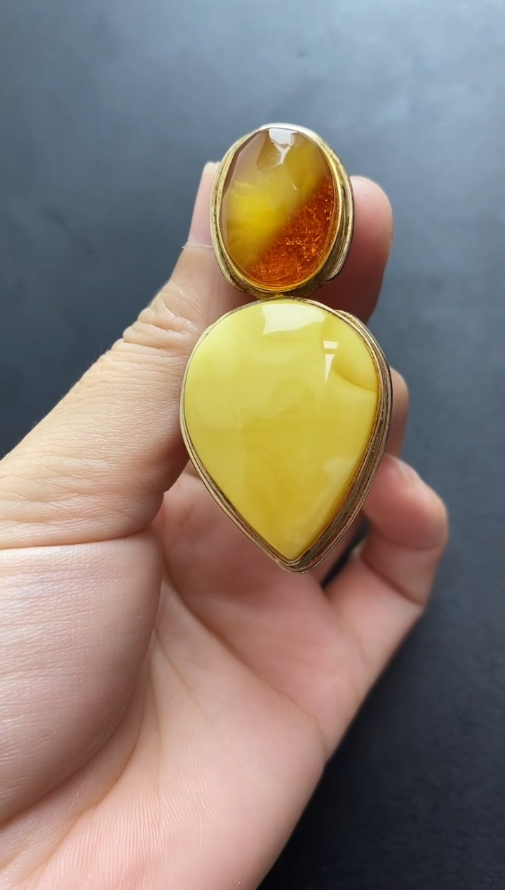 裸石琥珀未镶嵌吊坠