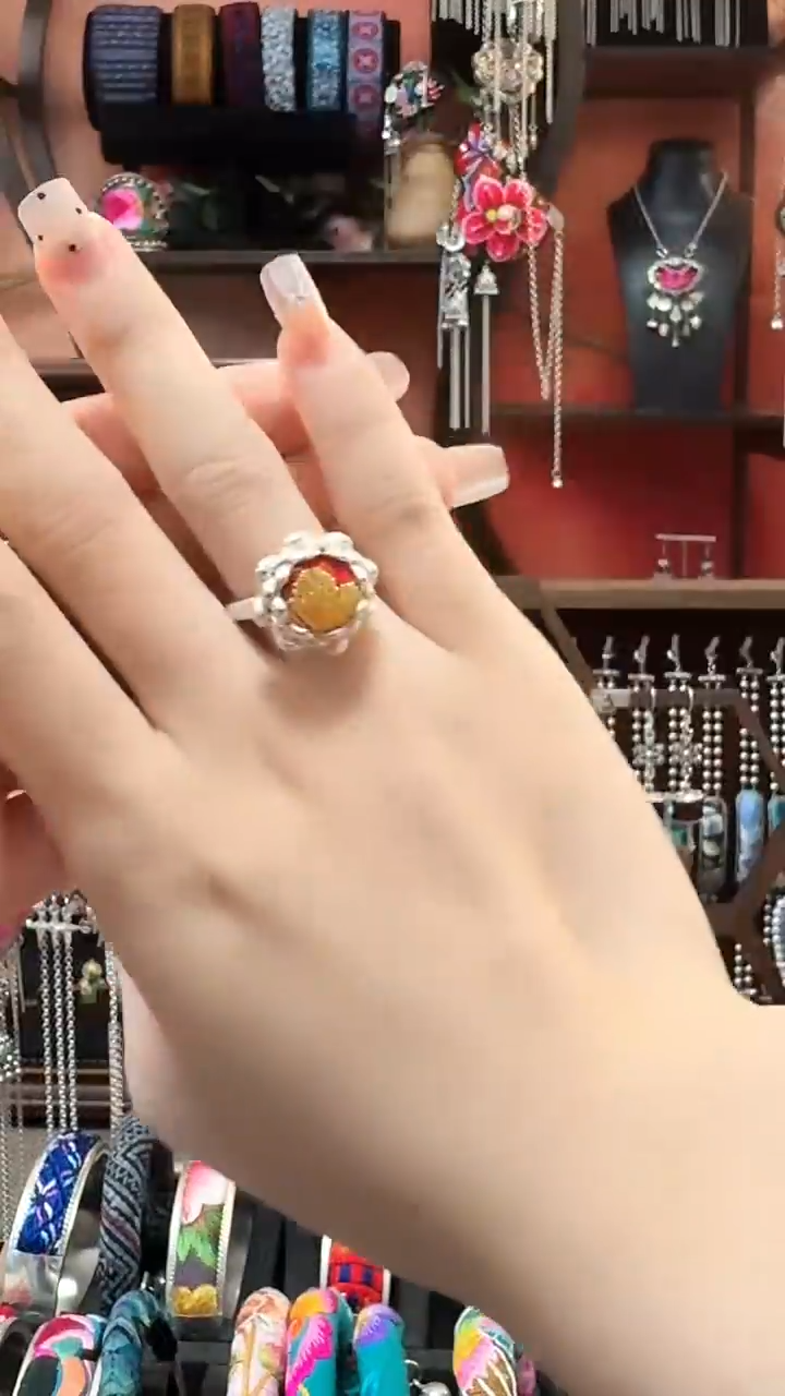 织绣云织谣民族风精美饰品   308