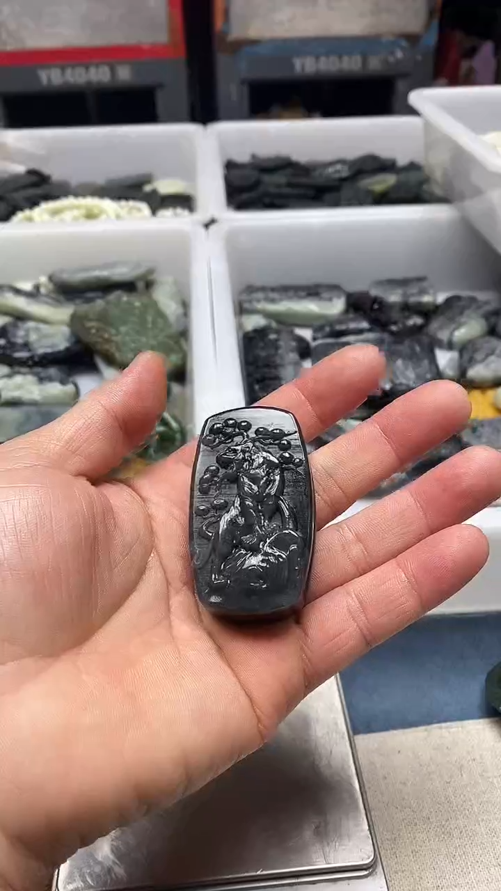 项链未镶嵌和田玉1