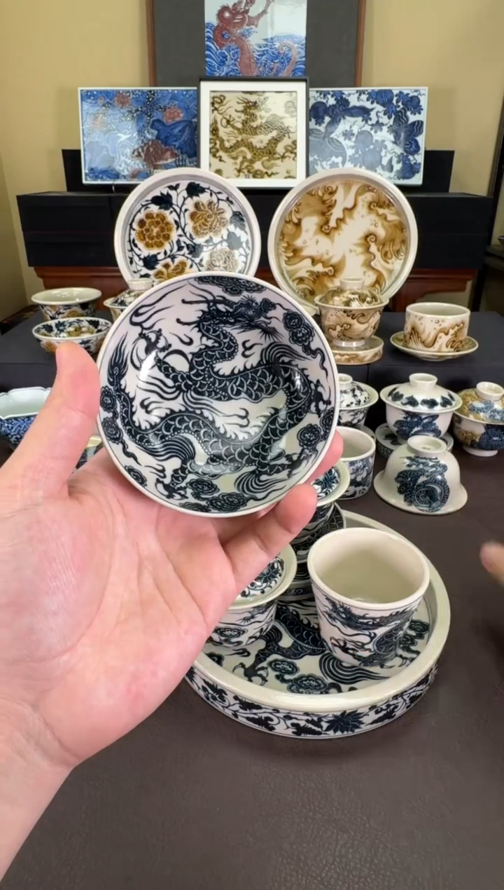 【闪购商品】二号釉135龙纹普洱杯