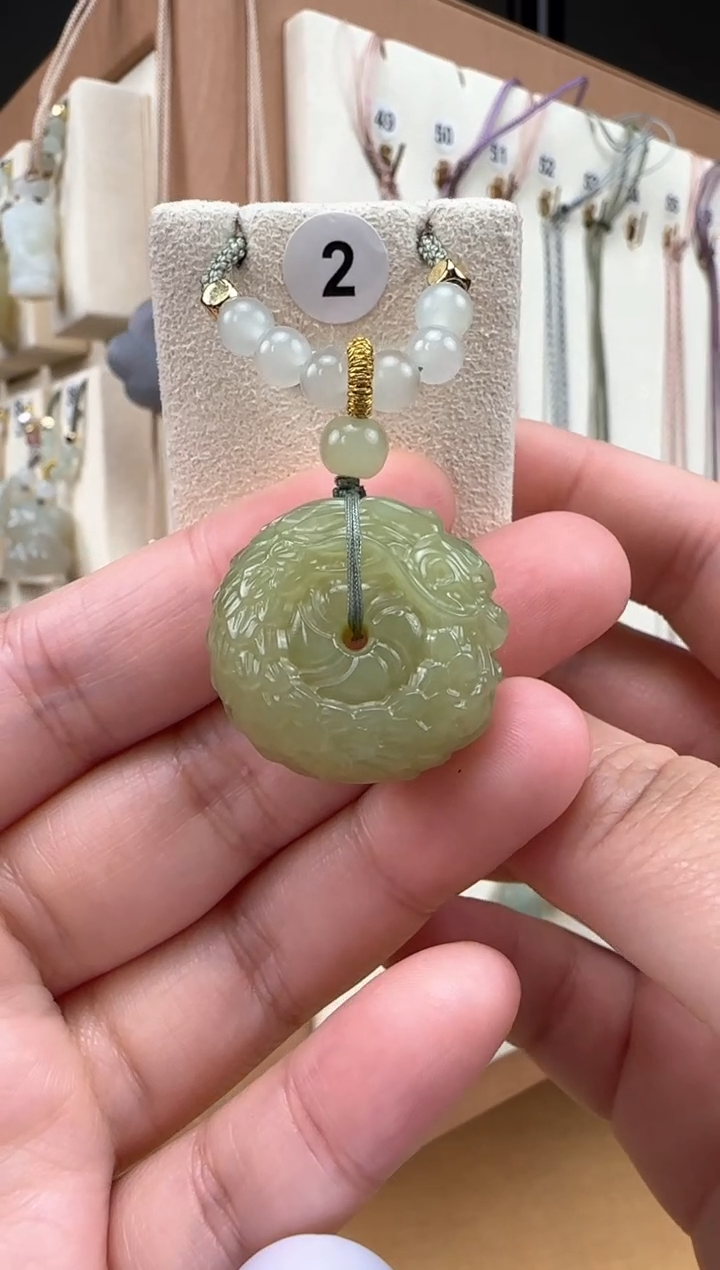 【闪购商品】和田玉颈饰未镶嵌盘龙扣