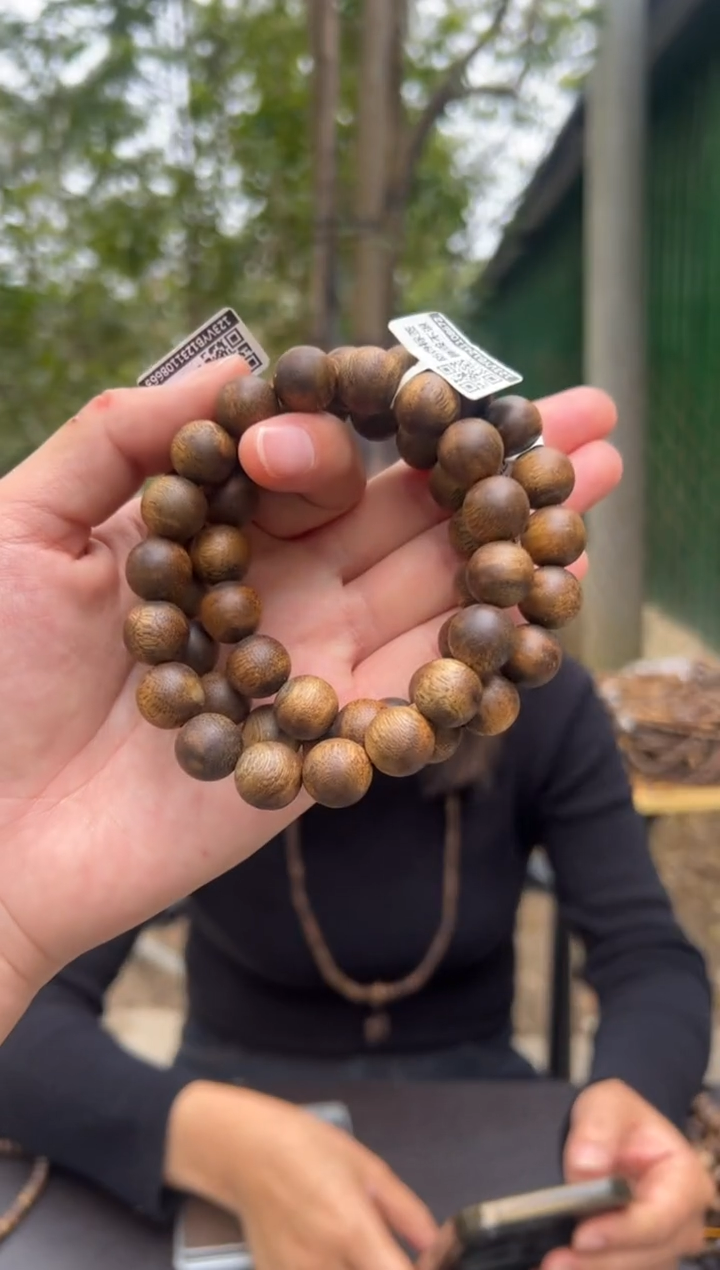 【闪购商品】沉香手串11克西瓜叶1.2手串多样性发货1条