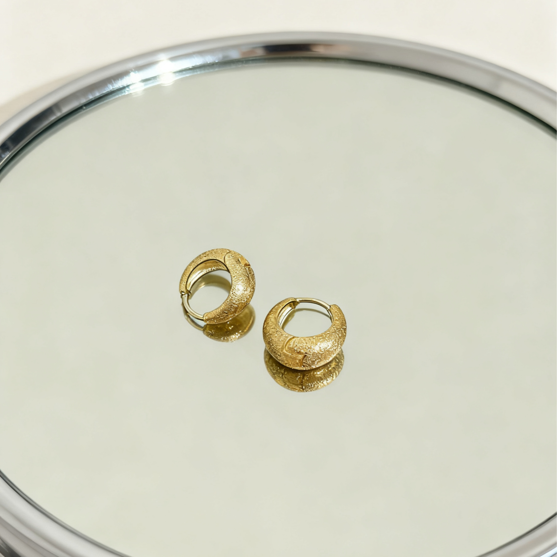 【越美丽】--V金意大利拉丝精工质感高级极简耳饰xmx1308