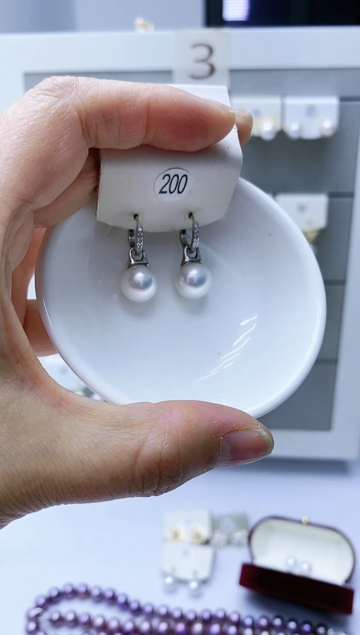 【闪购商品】淡水珍珠耳饰银S925镶嵌200