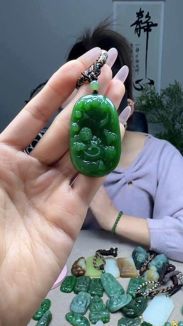 未镶嵌和田玉挂件1