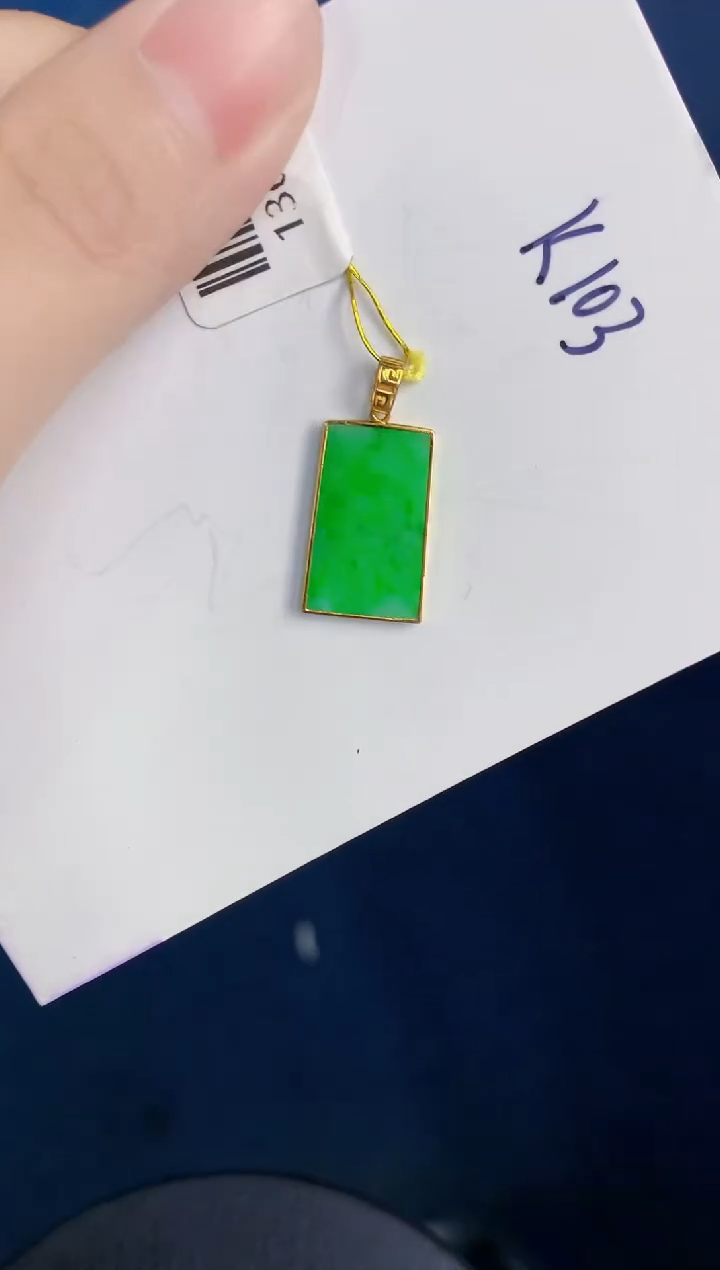 颈饰18K金镶嵌翡翠天然翡翠缅甸A货