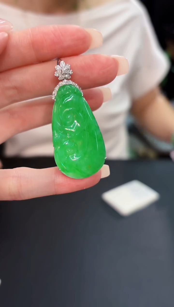 翡翠18K金镶嵌颈饰 缅料A货/支持复检/一件