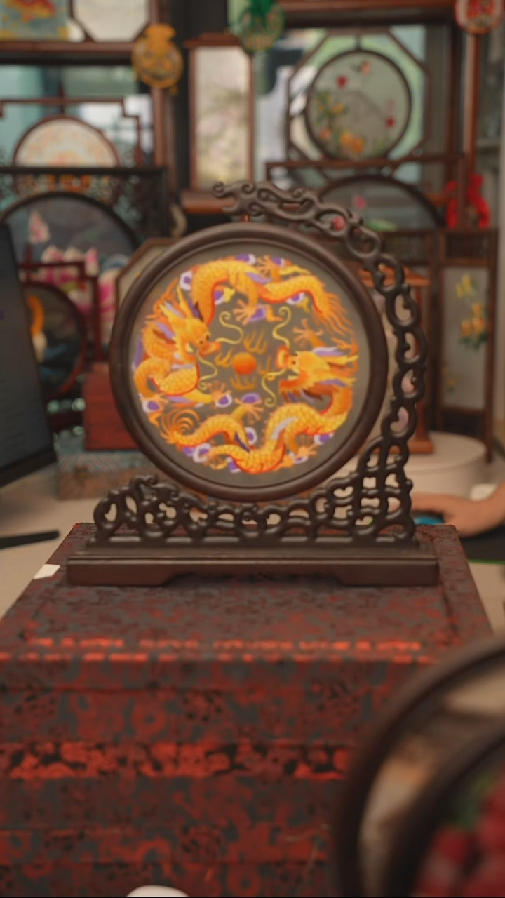 扇子龙头架 苏绣双面绣摆台