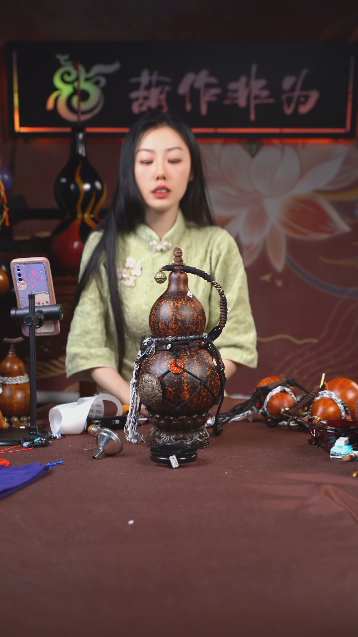 【闪购商品】679号2150ml左右的非遗漆器酒葫芦