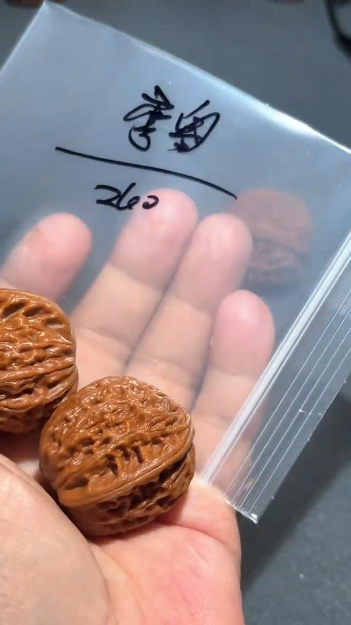 【闪购商品】文玩核桃吊坠铁锤