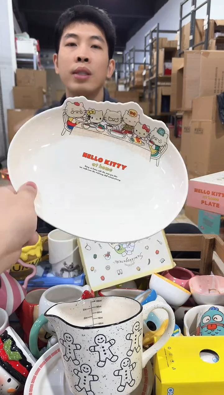 瓷片原盒kt猫一家人合集餐盘