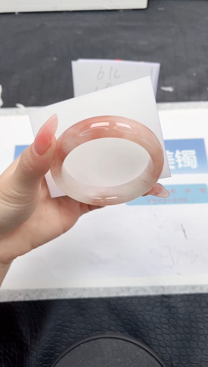 【闪购商品】石英质玉手镯未镶嵌254-52