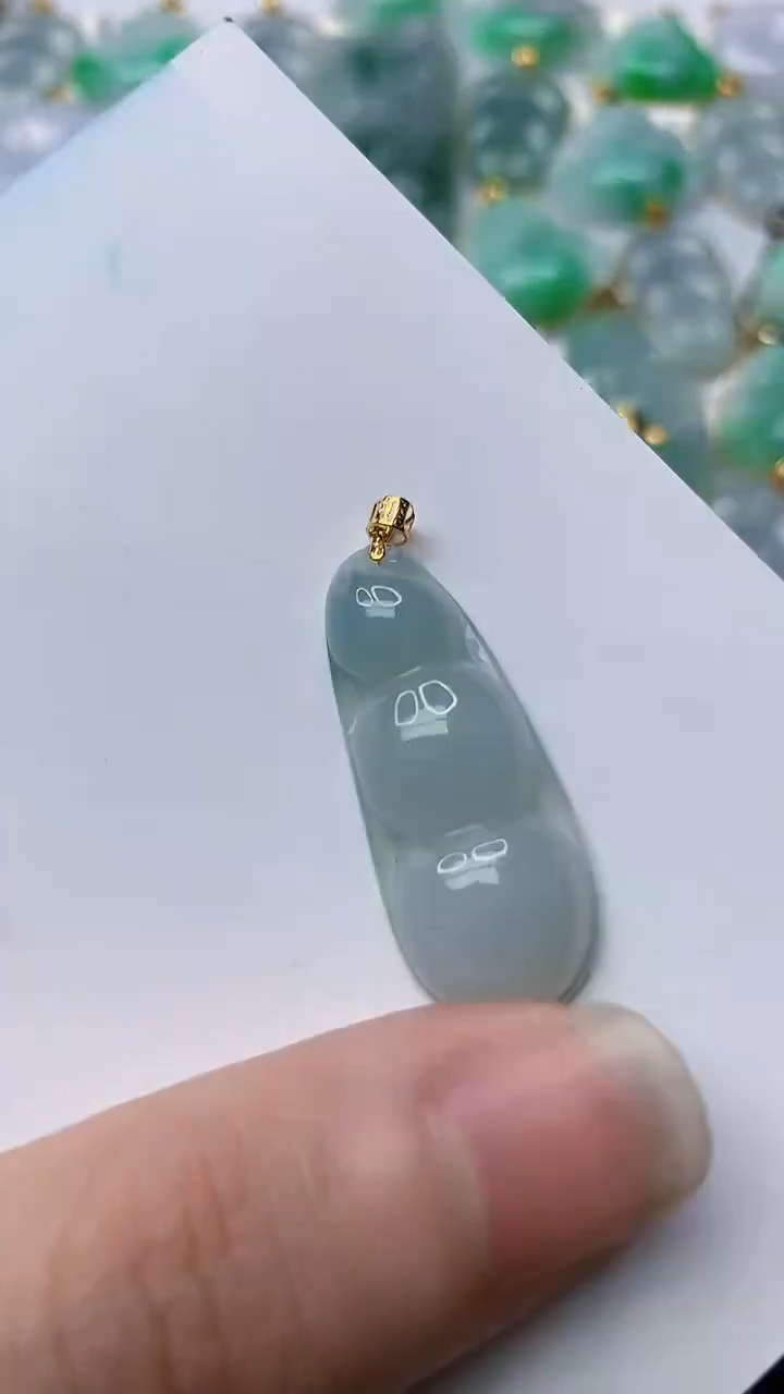 【闪购商品】翡翠颈饰18K金镶嵌31............