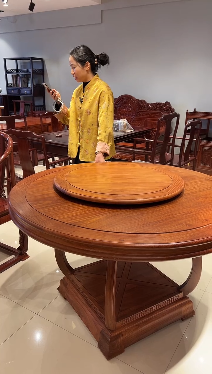花梨木类家具128单桌带转盘＋花枝圈椅三件套