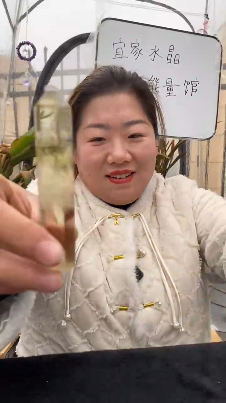 【闪购商品】黄晶柱子未镶嵌黄水晶柱子D558