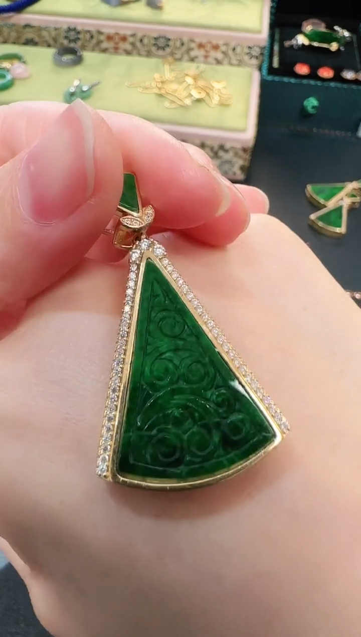 【闪购商品】翡翠颈饰银S925镶嵌吊坠