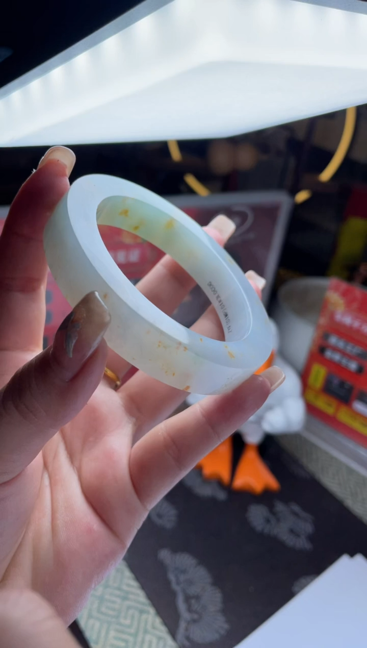 【闪购商品】定制翡翠手镯未镶嵌DDH81863