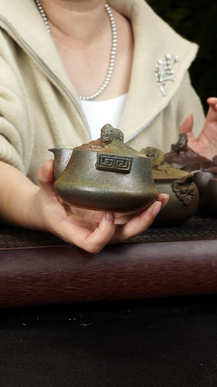 茶杯紫砂释*犀牛宝瓶柴烧