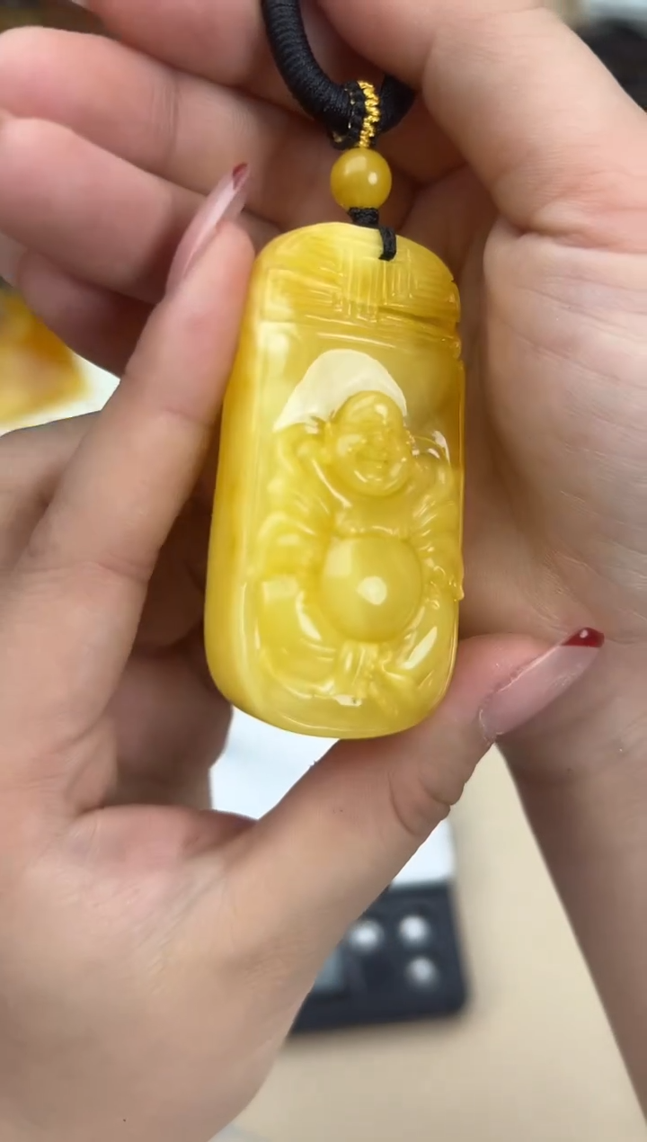 【闪购商品】琥珀裸石未镶嵌蜜蜡吊坠