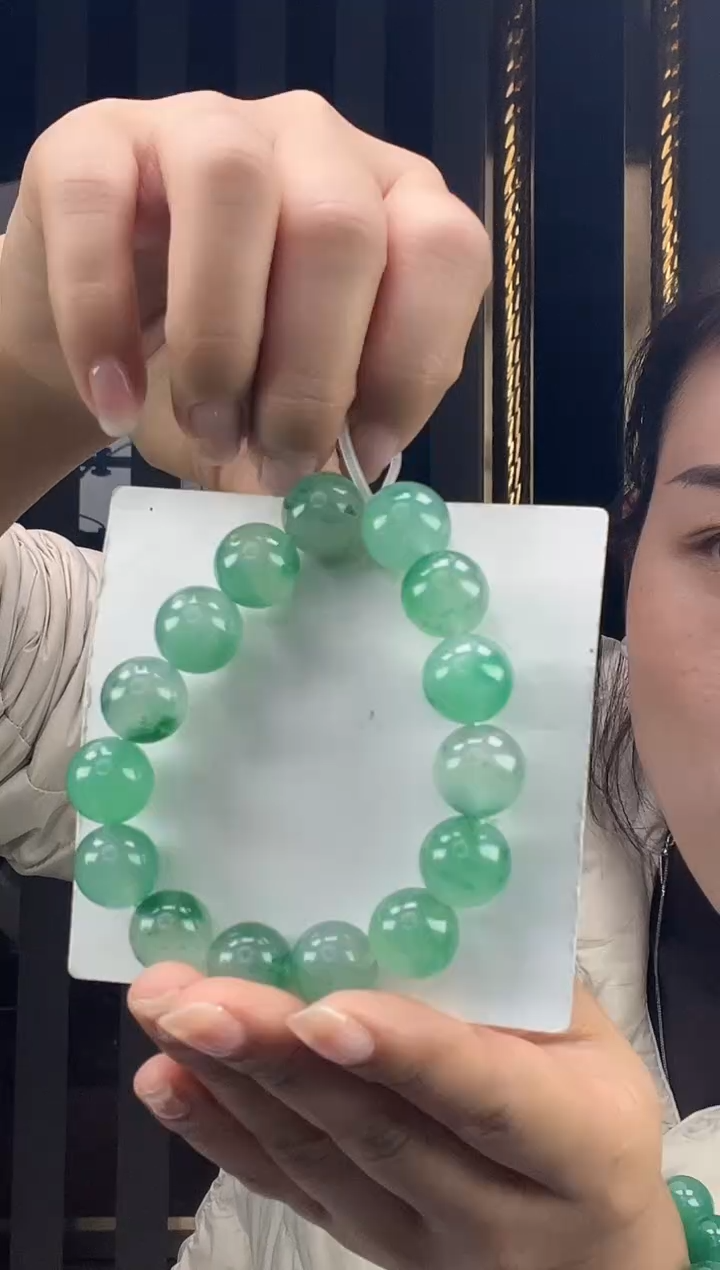 未镶嵌手镯石英质玉39