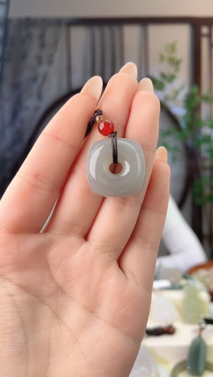 颈饰未镶嵌和田玉扣 xp