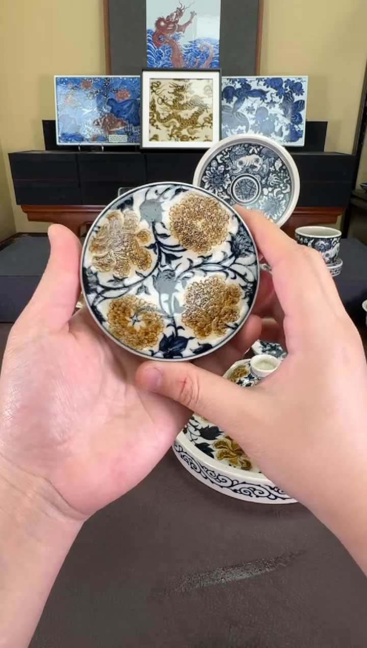 【闪购商品】二号釉牡丹纹盖置